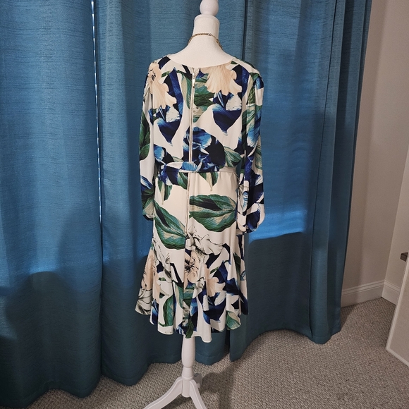 WHBM cocktail dress size 14 - Picture 4 of 17